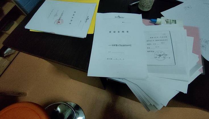 关于我和鬼变成家人的那件事